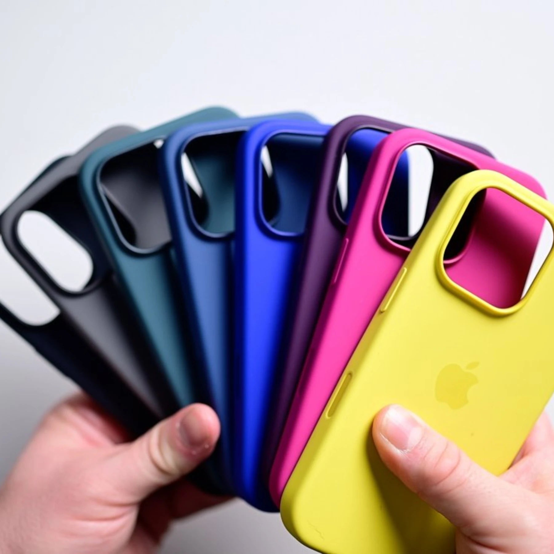 iPhone - Silicone Essentials