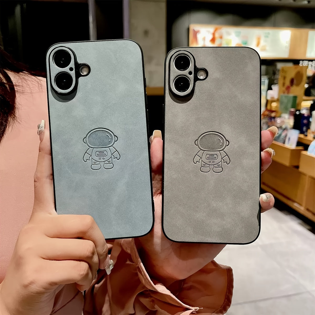 Case de Couro Sintético Astronauta iPhone