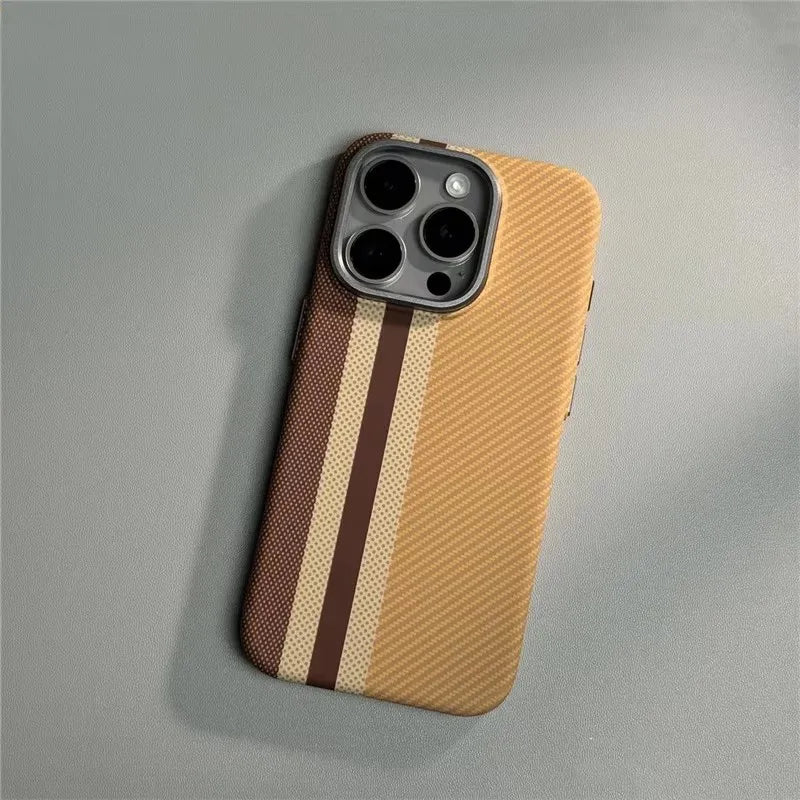Case Legacy em Carbono Com Carregamento MagSafe